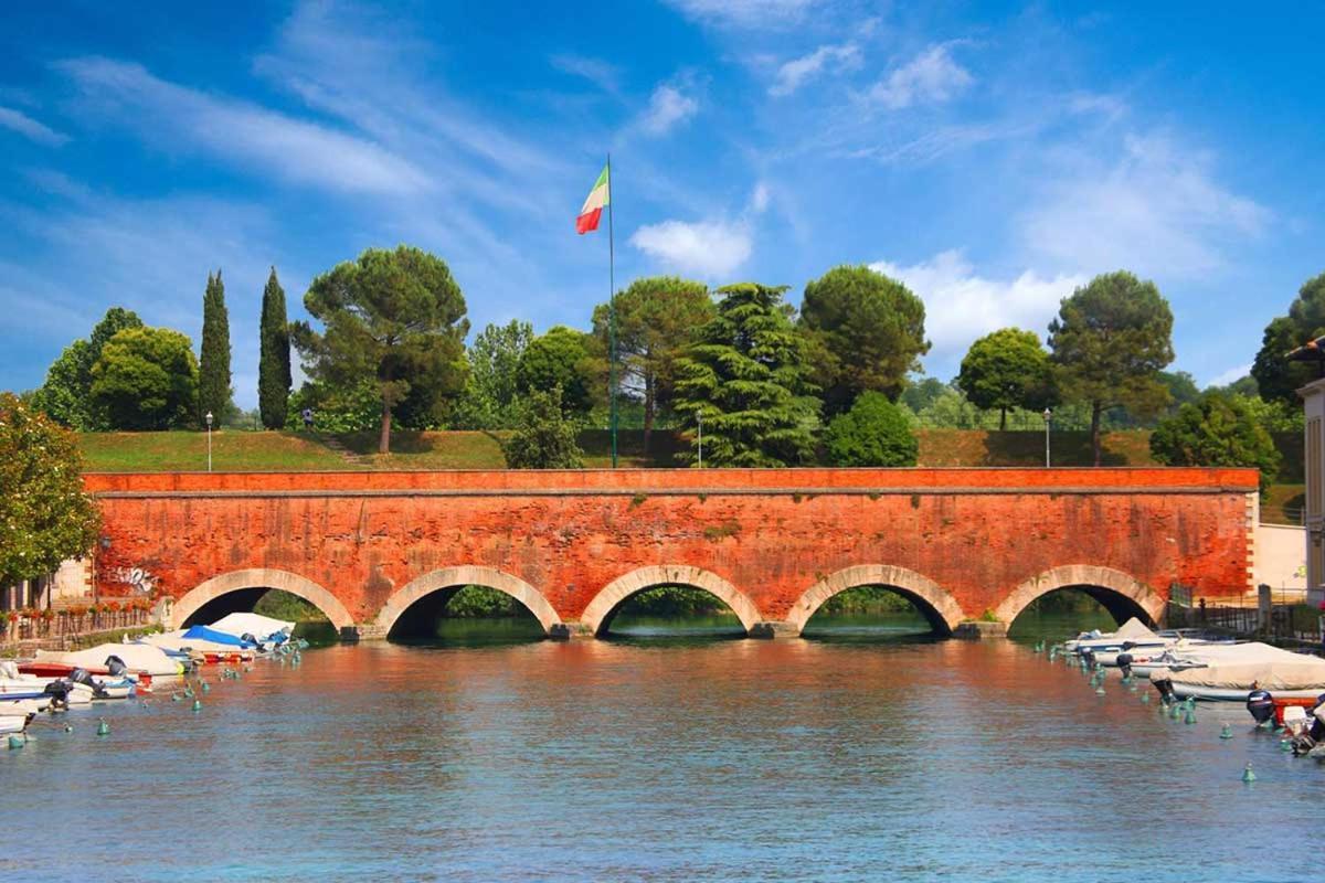 Acqua Verde Appartamenti Peschiera del Garda Buitenkant foto